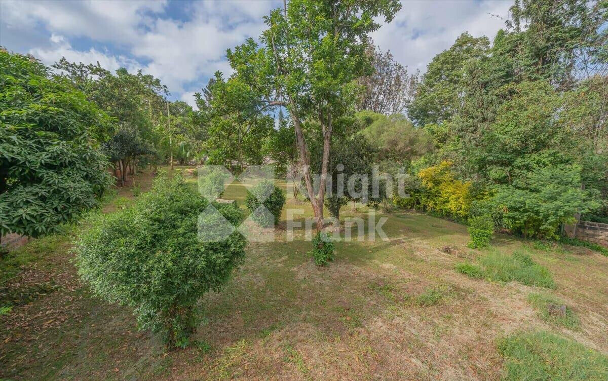 0.72 Acre Riverside Plot at KSh 180M