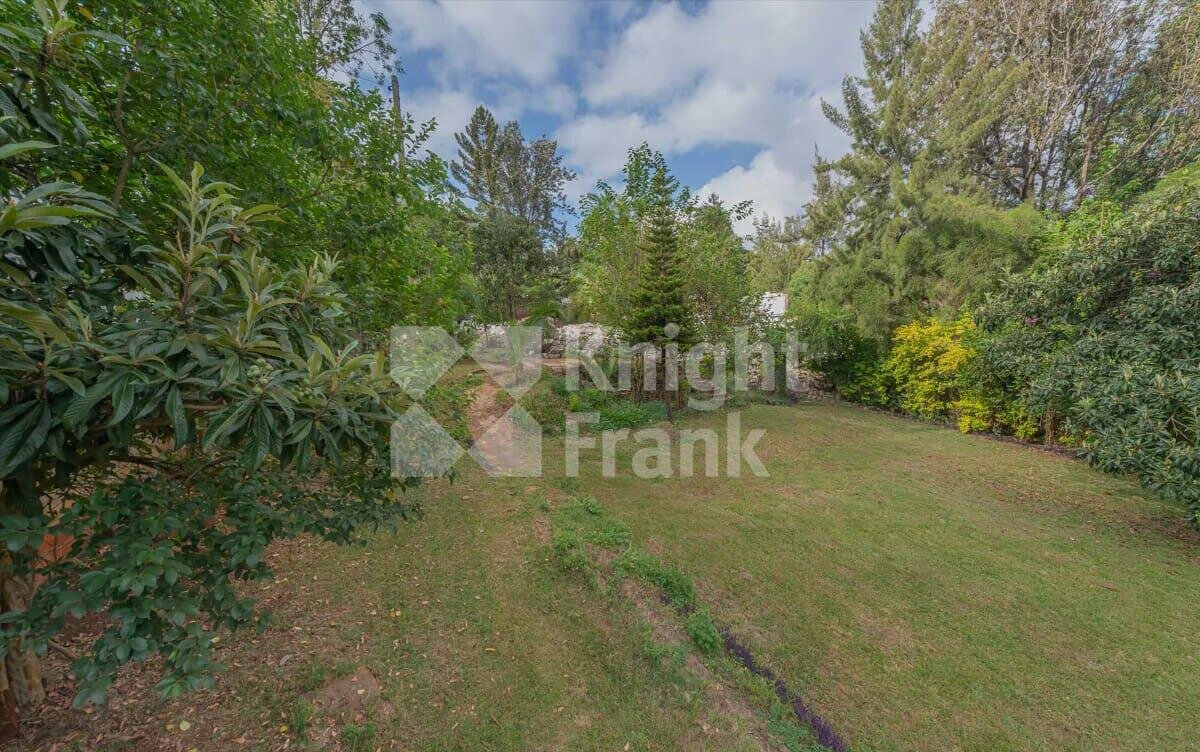 0.72 Acre Riverside Plot at KSh 180M