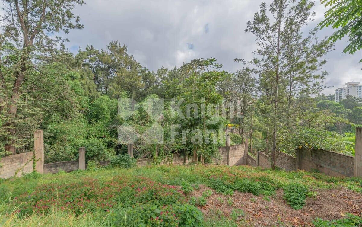 0.72 Acre Riverside Plot at KSh 180M