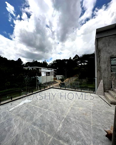 5bdrm Villa in Valley Arcade for sale - Image 7