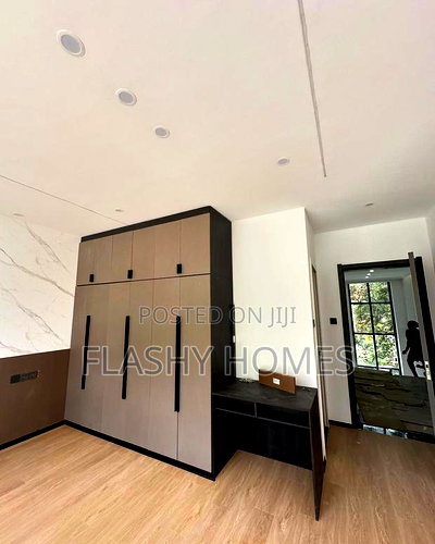 5bdrm Villa in Valley Arcade for sale - Image 5