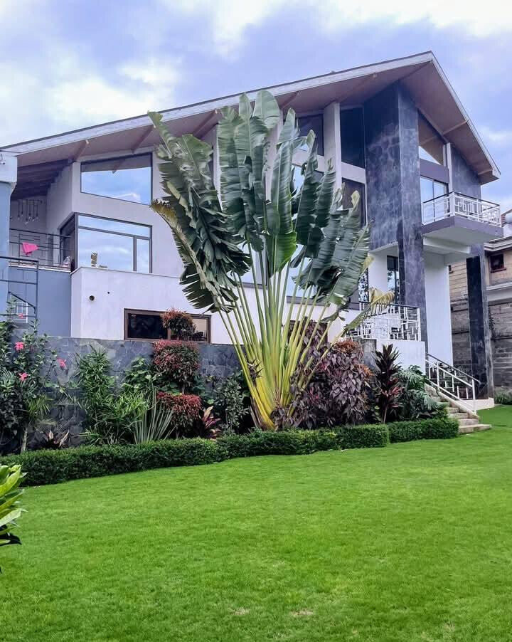 5-Bedroom All-Ensuite Masterpiece on Half an Acre – Kiambu Road