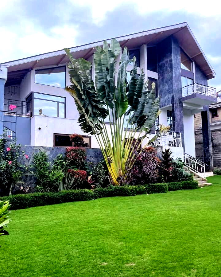 5-Bedroom All-Ensuite Masterpiece on Half an Acre – Kiambu Road