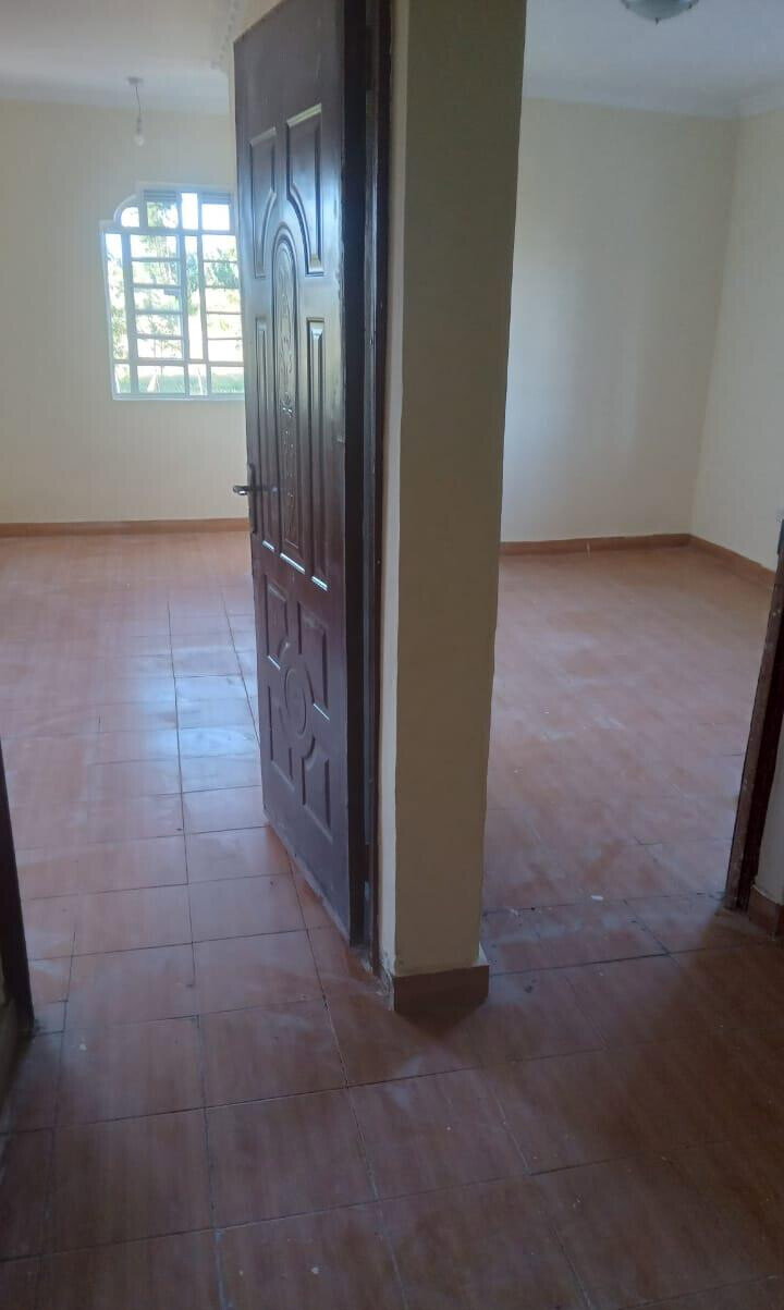 4-Bed Solar Townhouse with Mt Kenya Views & Train Access - Nanyuki