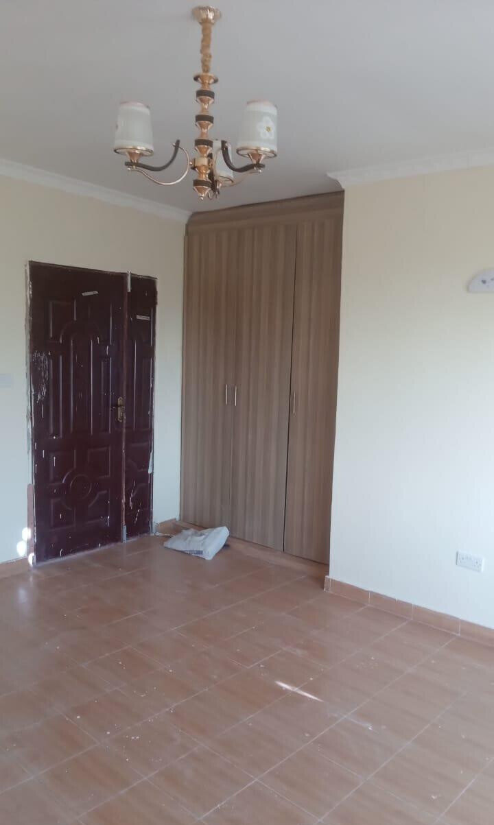 4-Bed Solar Townhouse with Mt Kenya Views & Train Access - Nanyuki