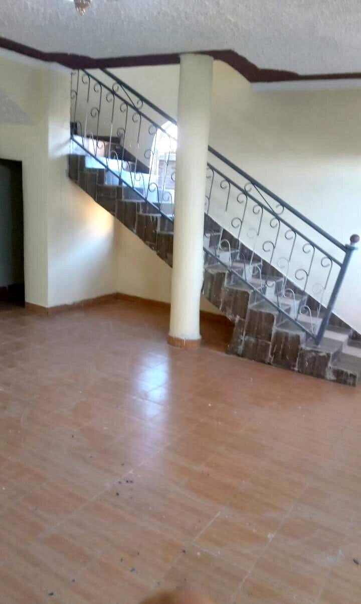 4-Bed Solar Townhouse with Mt Kenya Views & Train Access - Nanyuki