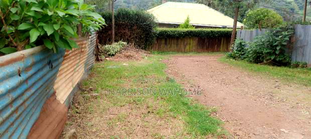 60*100 Plot for Sale in Ngong, Bondeni.