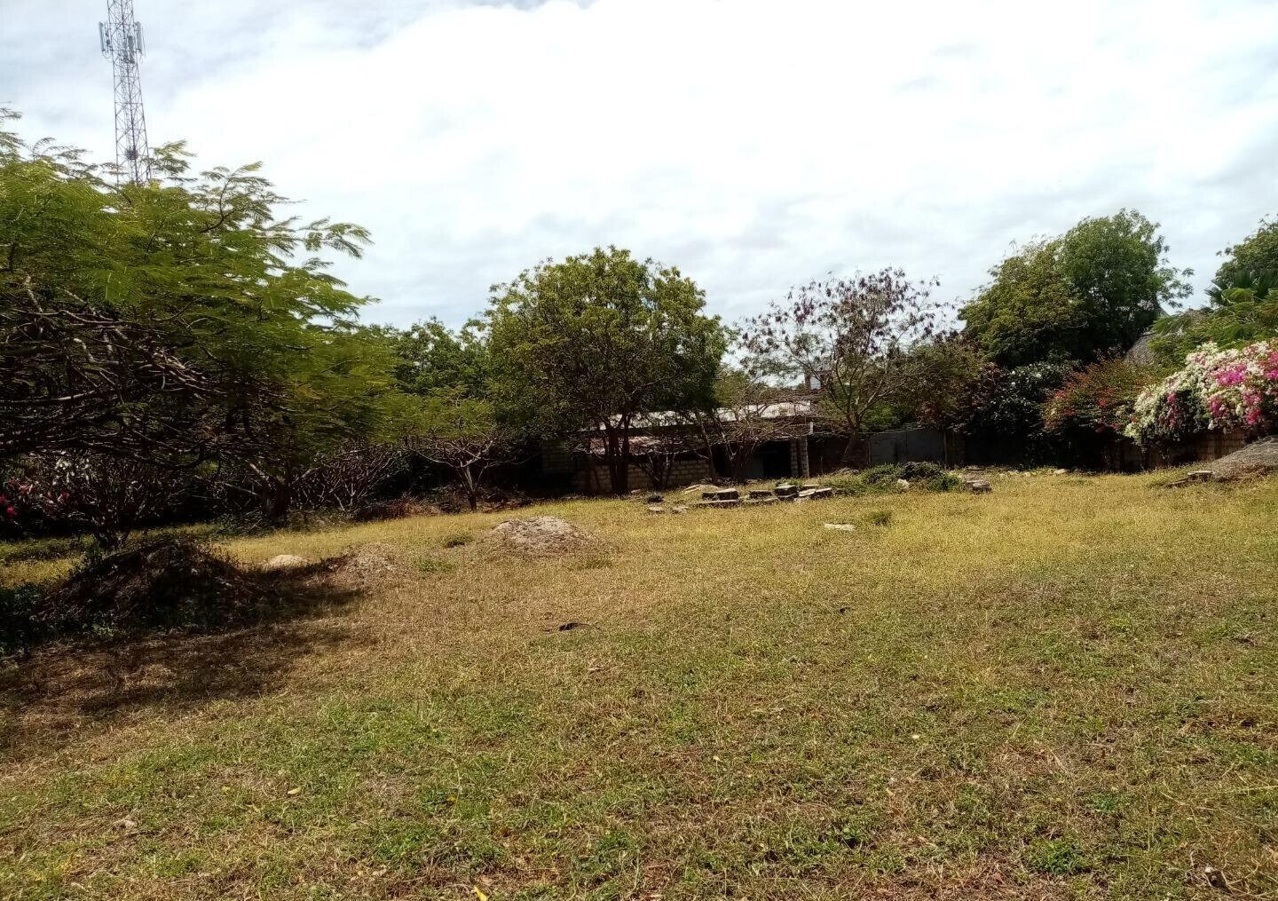 Half Acre Plot Near Marine Park