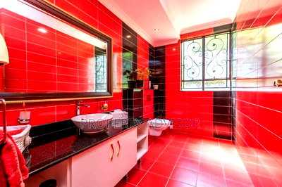 4bdrm Villa in Karen, Nairobi Central for sale - Image 12