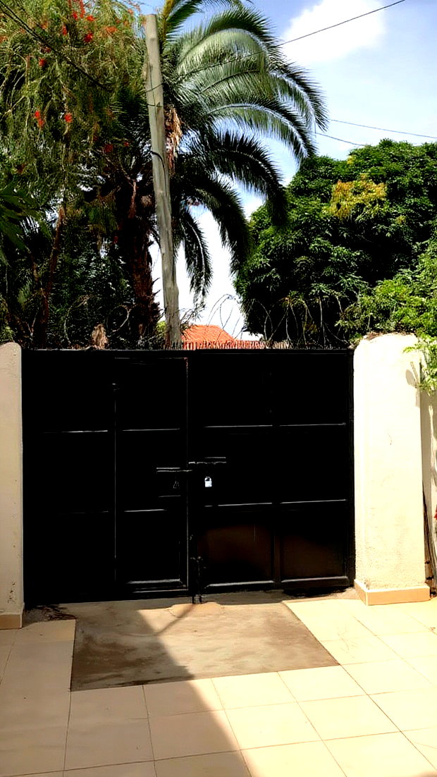 3bdrm Bungalow in Komarock for sale