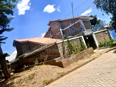 3bdrm Bungalow in Komarock for sale - Image 1