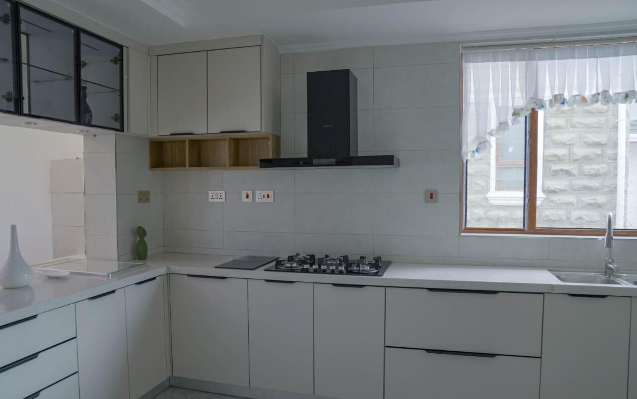 4BR Villa in Golf Estate with Steam Bath & DSQ - Kiambu