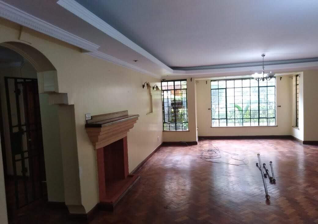 5-Ensuite Townhouse with Mahogany Floors & Pool - Lavington