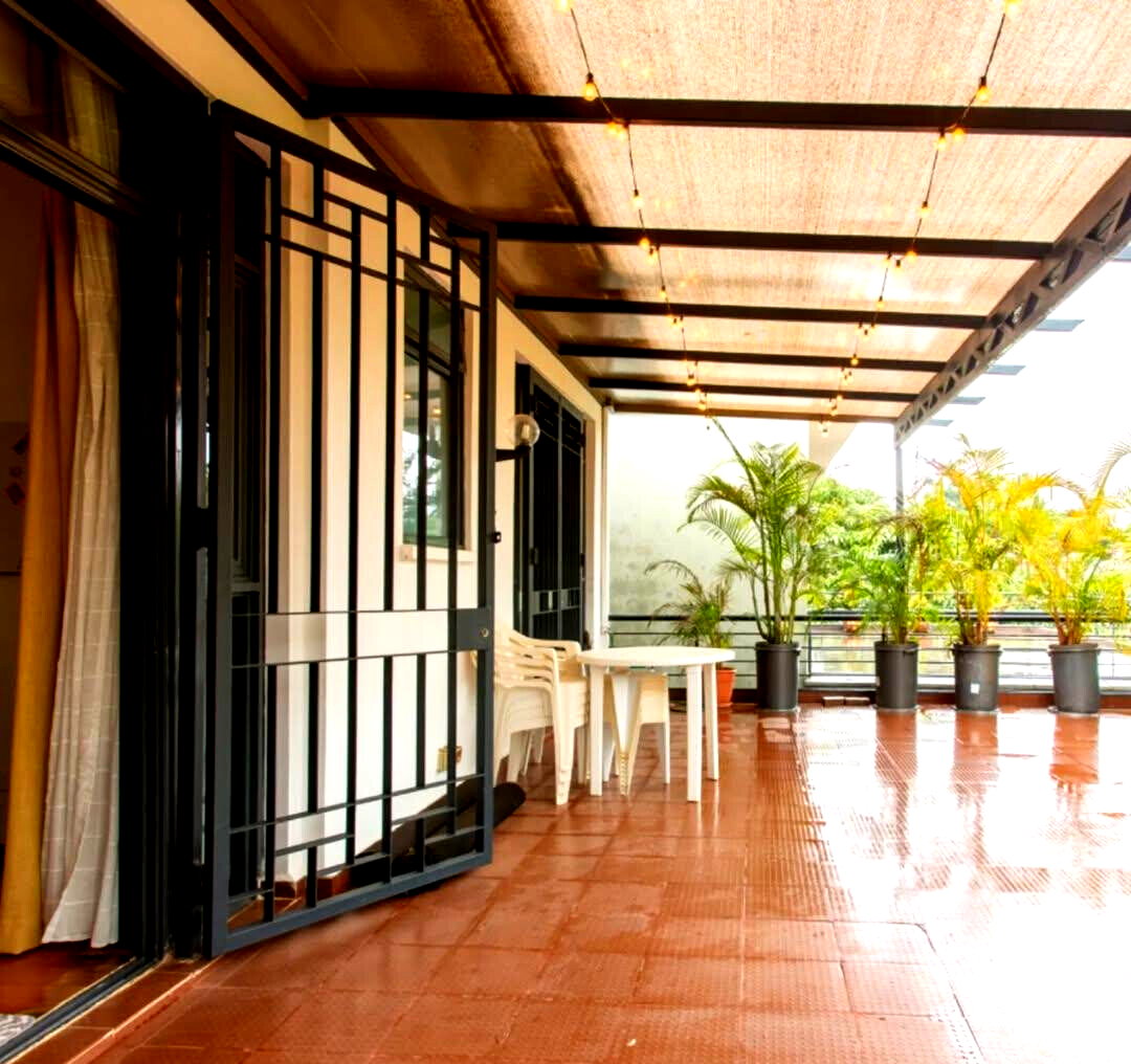 5-Ensuite Townhouse with DSQ & Gazebo - Spring Valley