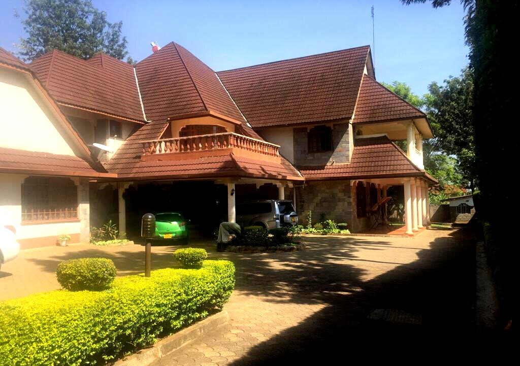 5-Ensuite Townhouse on Half-Acre Garden - Muthaiga North