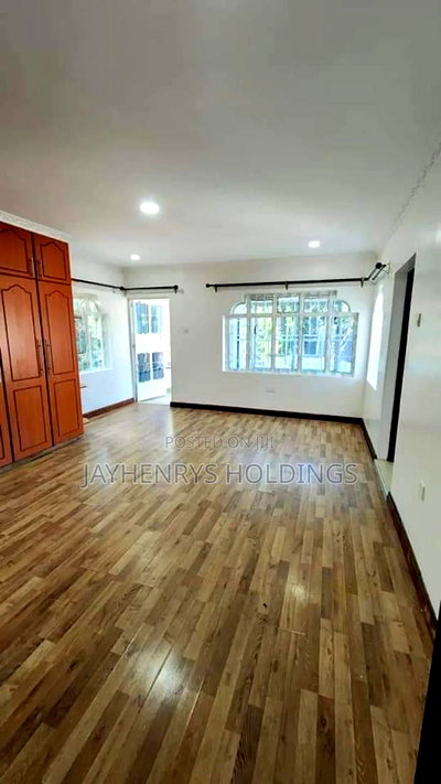 4bdrm House in Membley Estate for sale - Image 9
