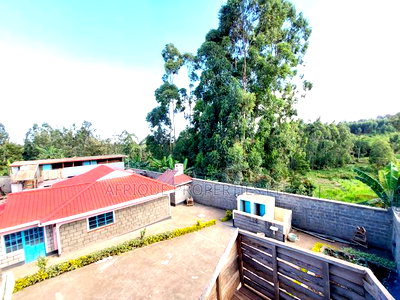 3bdrm Bungalow in Ikinu for rent - Image 2