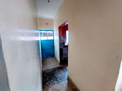 3bdrm Bungalow in Ikinu for rent - Image 9