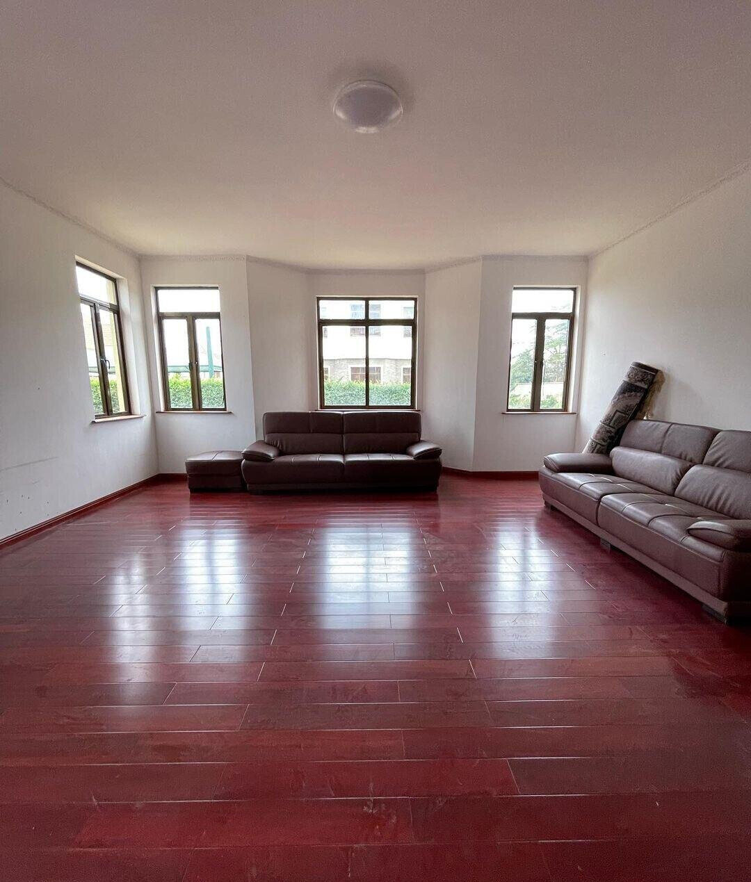 5-Ensuite Villa with Jacuzzi & German Kitchen – Karen Gated Community