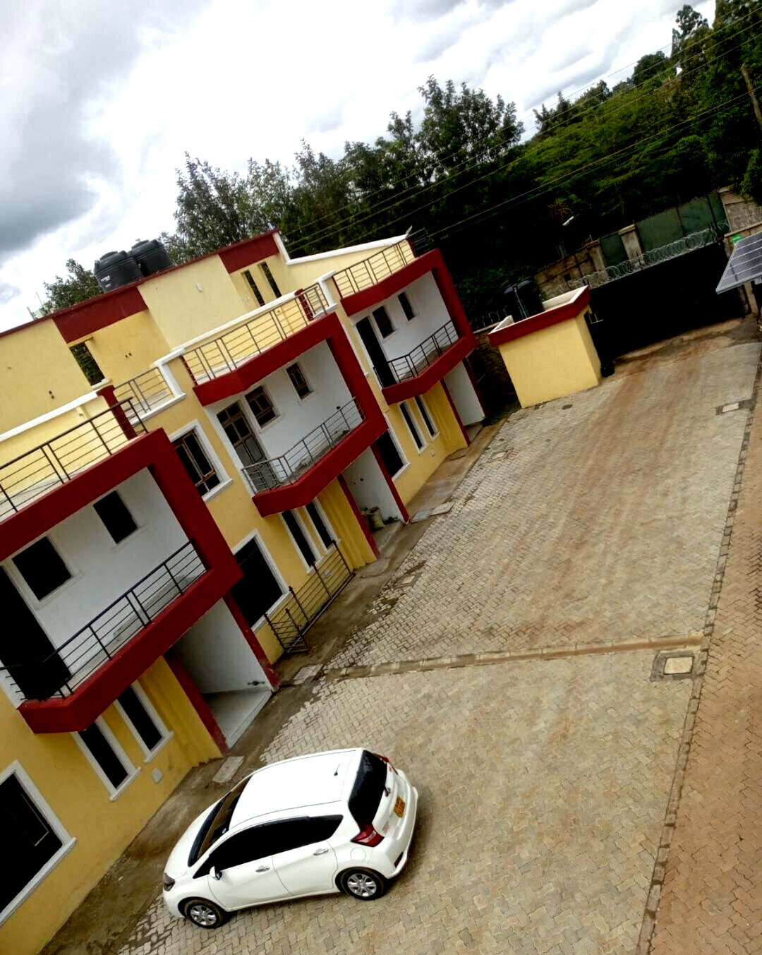4BR All-Ensuite Townhouse with Rooftop Terrace - Ngong