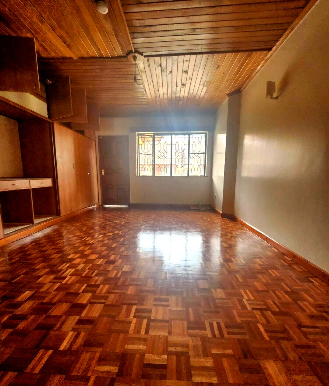 5-Ensuite Townhouse with Pool & DSQ in Lavington Gated Estate