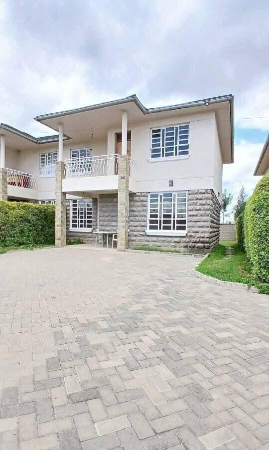 3BR Master Ensuite Townhouse with Borehole & DSQ - Kitengela