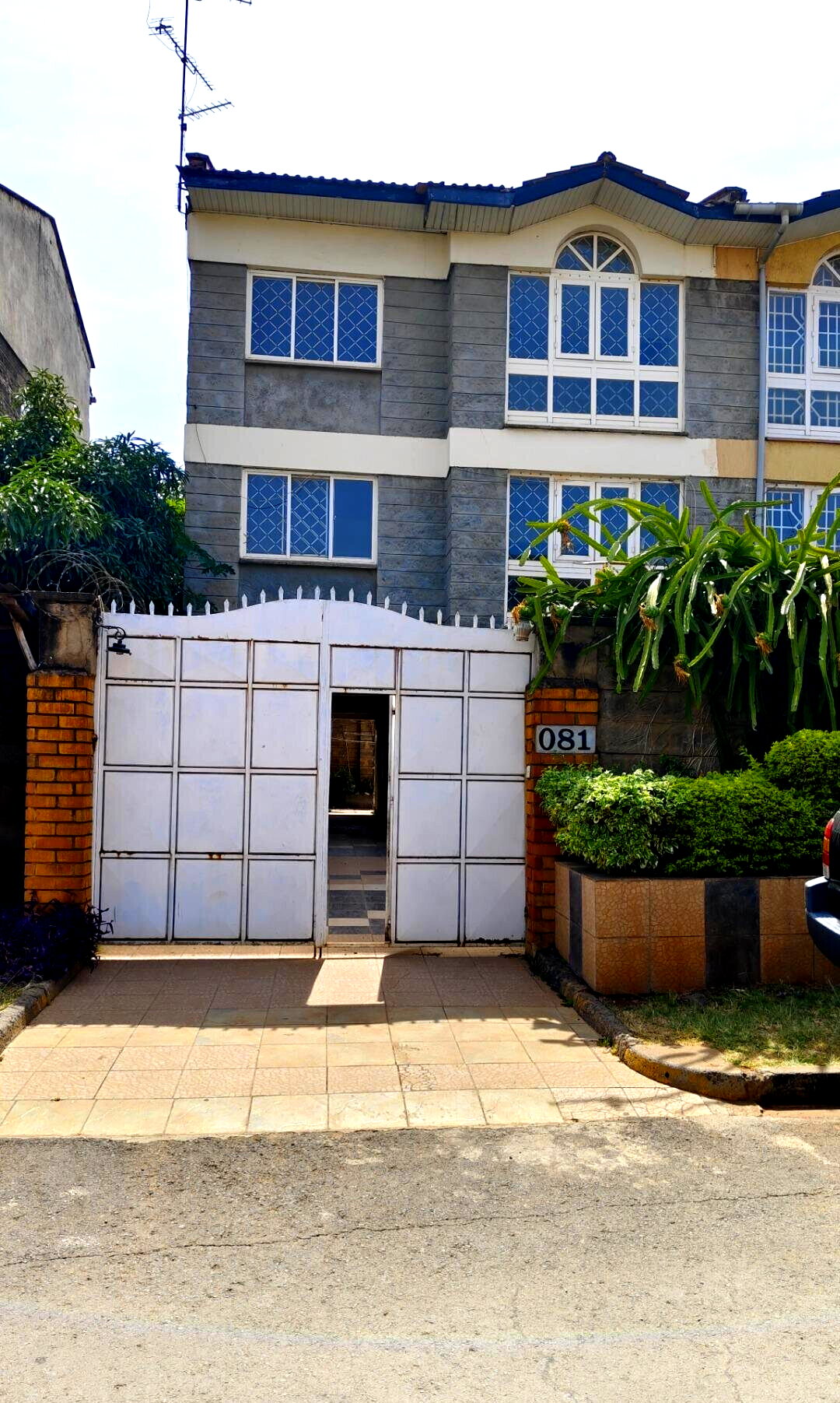 4BR Townhouse with DSQ & Private Backyard - Five Star South C