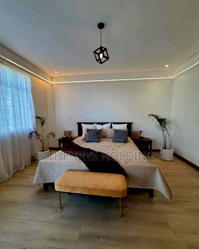 4bdrm House in Membley Estate for sale - Image 5