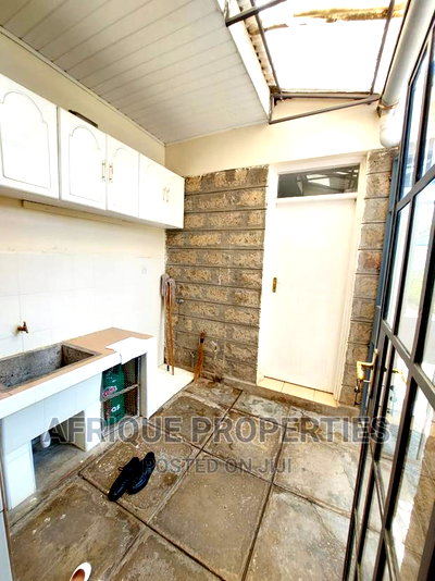 3bdrm Mansion in Sabaki for sale - Image 8