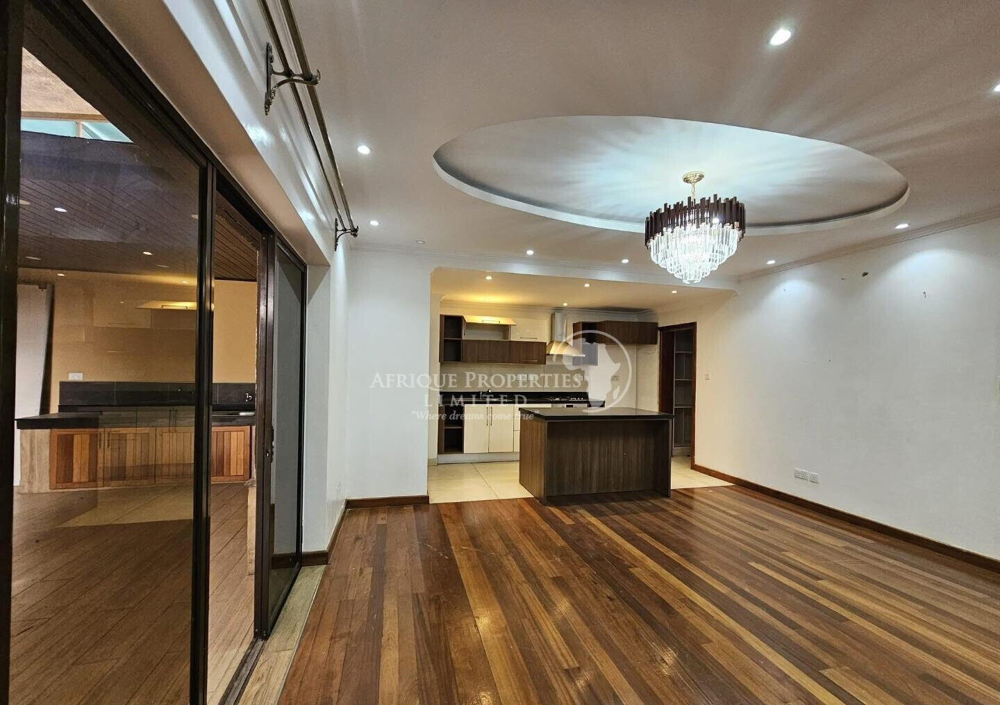 4BR Townhouse with Private Garden & Backup Systems - Kileleshwa