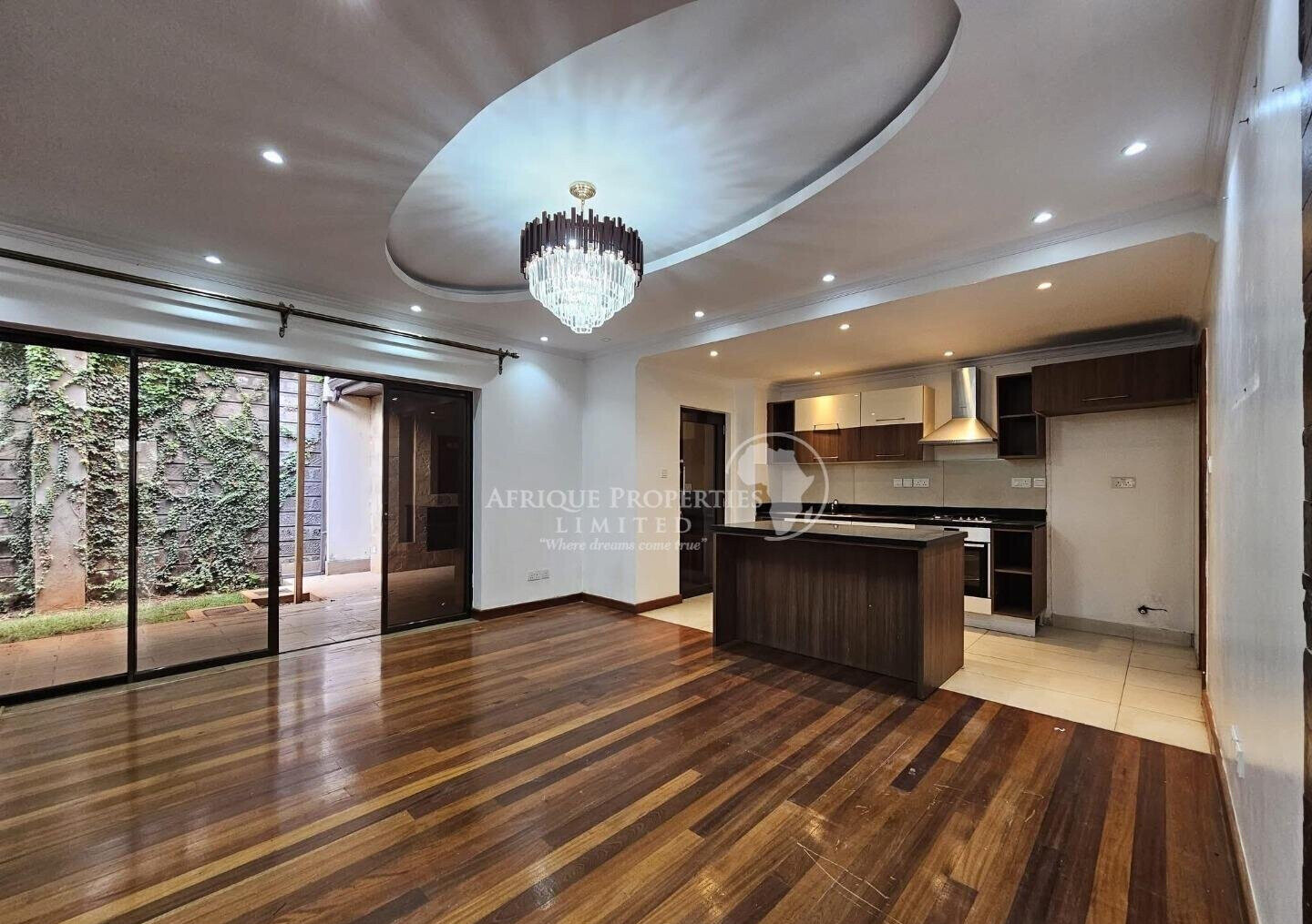 4BR Townhouse with Private Garden & Backup Systems - Kileleshwa