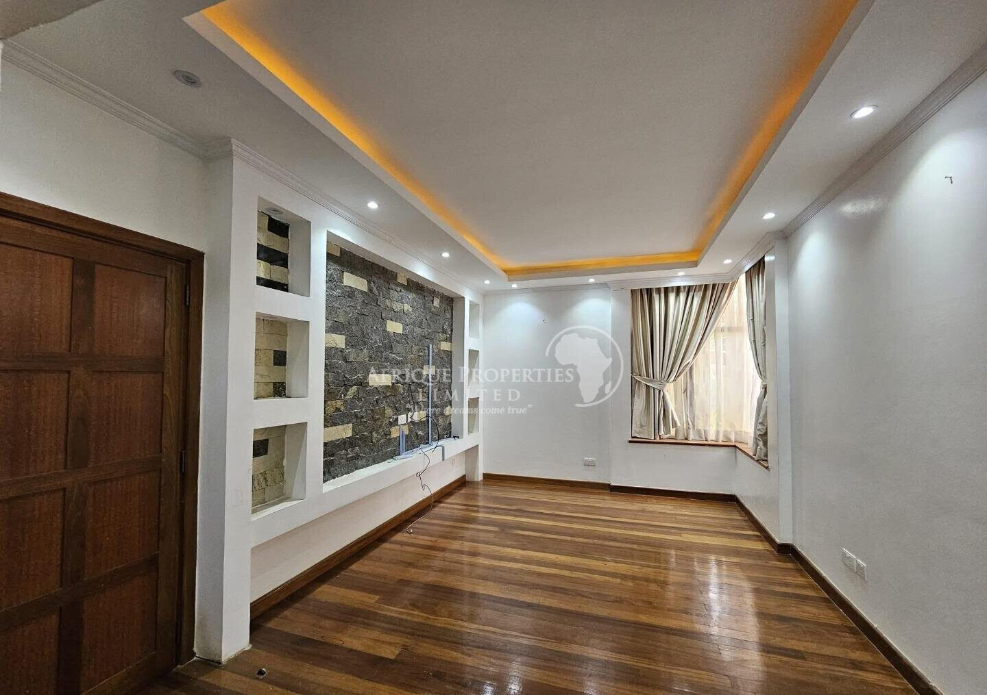 4BR Townhouse with Private Garden & Backup Systems - Kileleshwa
