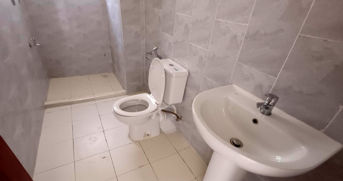 Sea View 3BR with DSQ, Gym & Pool Access - Nyali