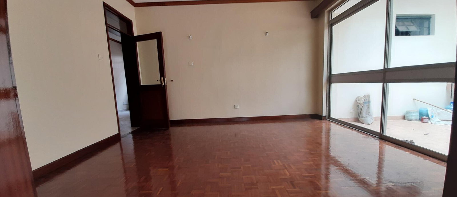 4-Ensuite Townhouse with DSQ & Wooden Floors - Westlands