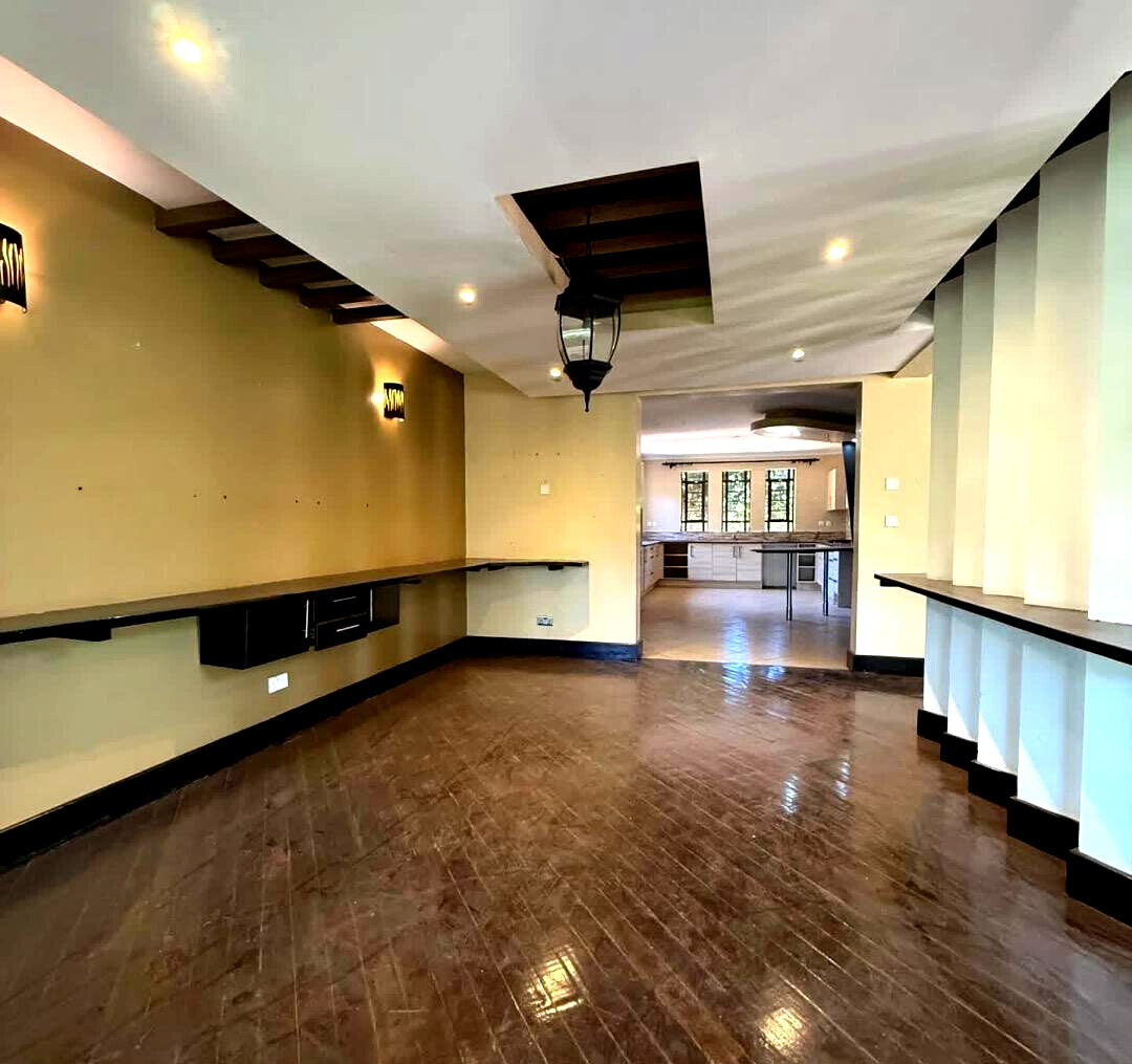 5-Ensuite Villa with DSQ & Mature Garden – Karen Gated Community