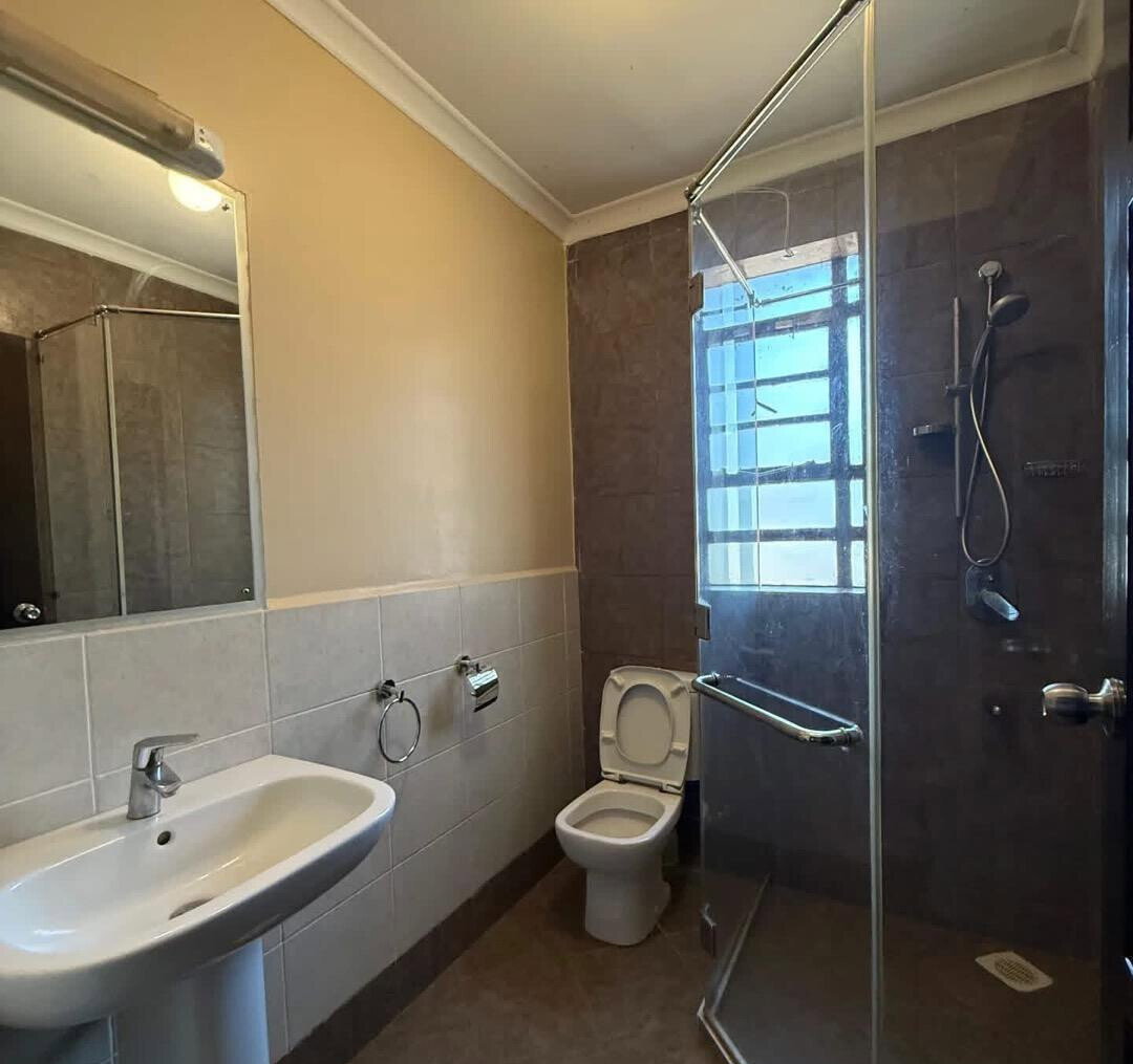 5-Ensuite Villa with DSQ & Mature Garden – Karen Gated Community