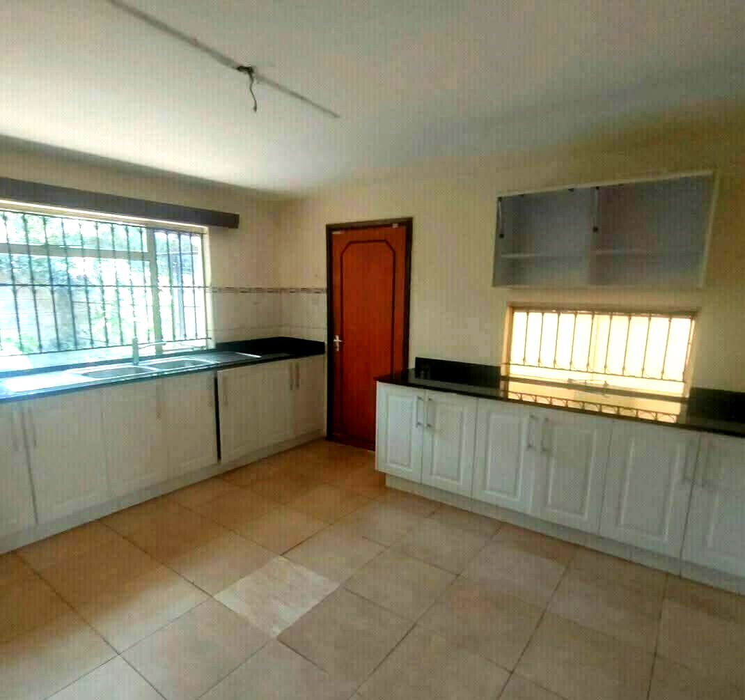 4BR En-Suite Townhouse on 0.5 Acre – Gigiri Diplomatic Zone