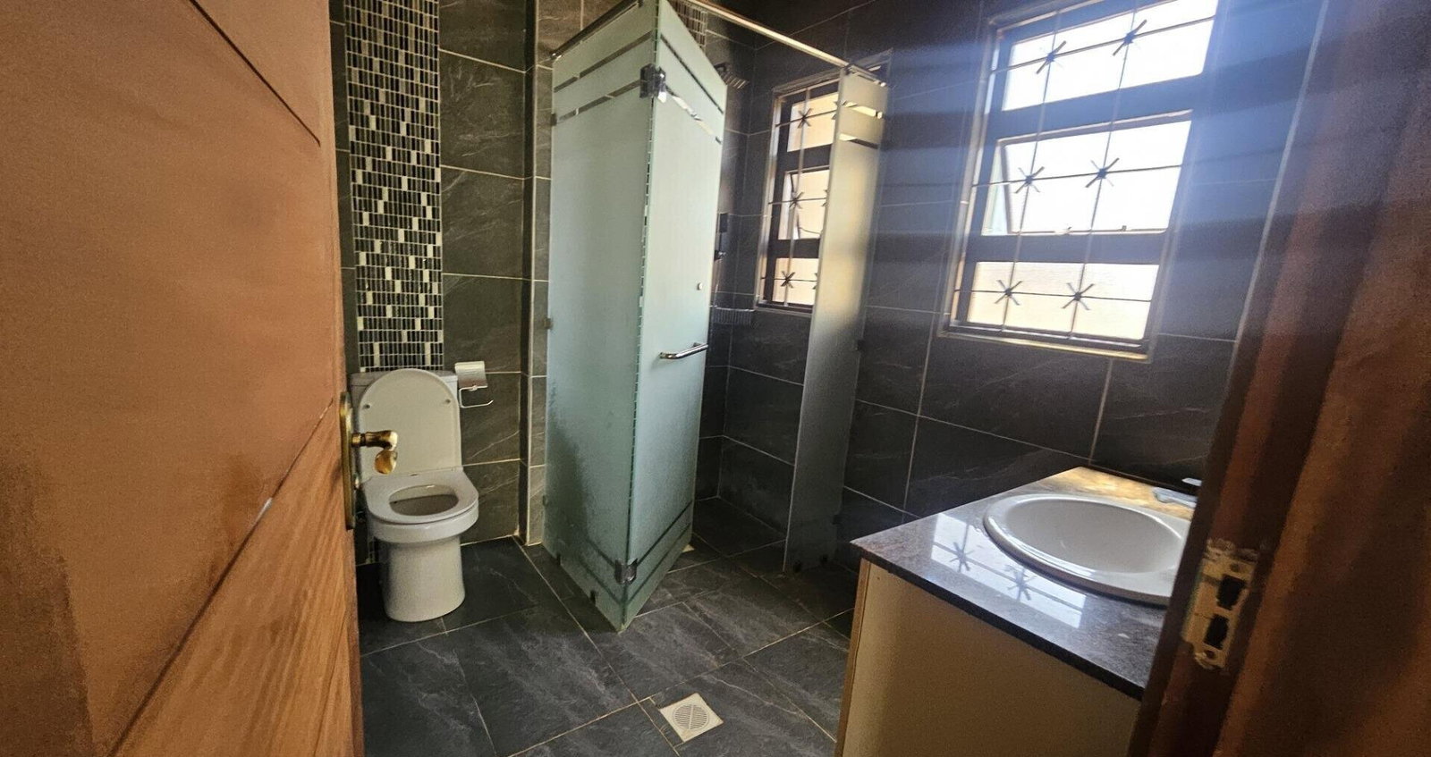 1/2 Acre Runda Haven at KSh 450K