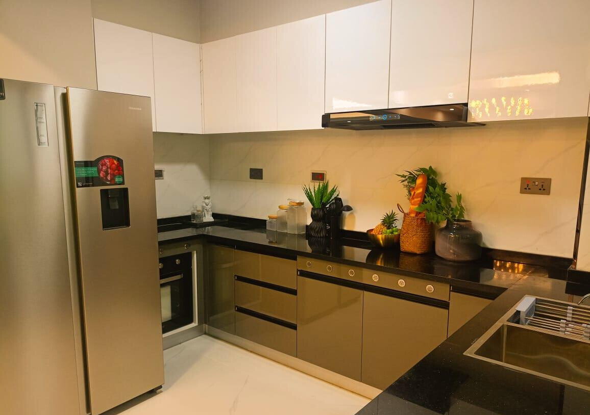 3-Bed Penthouse with Gym & Pool Access - Kilimani