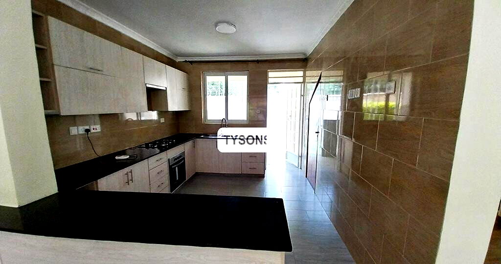4BR Townhouse with 3 En-Suites & DSQ - Mwananchi Road, Syokimau