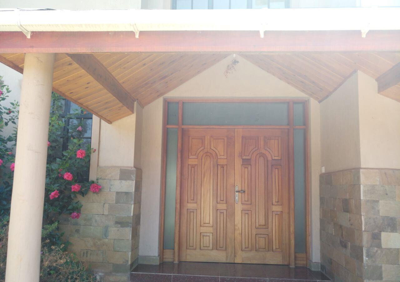 4-Ensuite Townhouse on Half-Acre with DSQ & Borehole – Karen