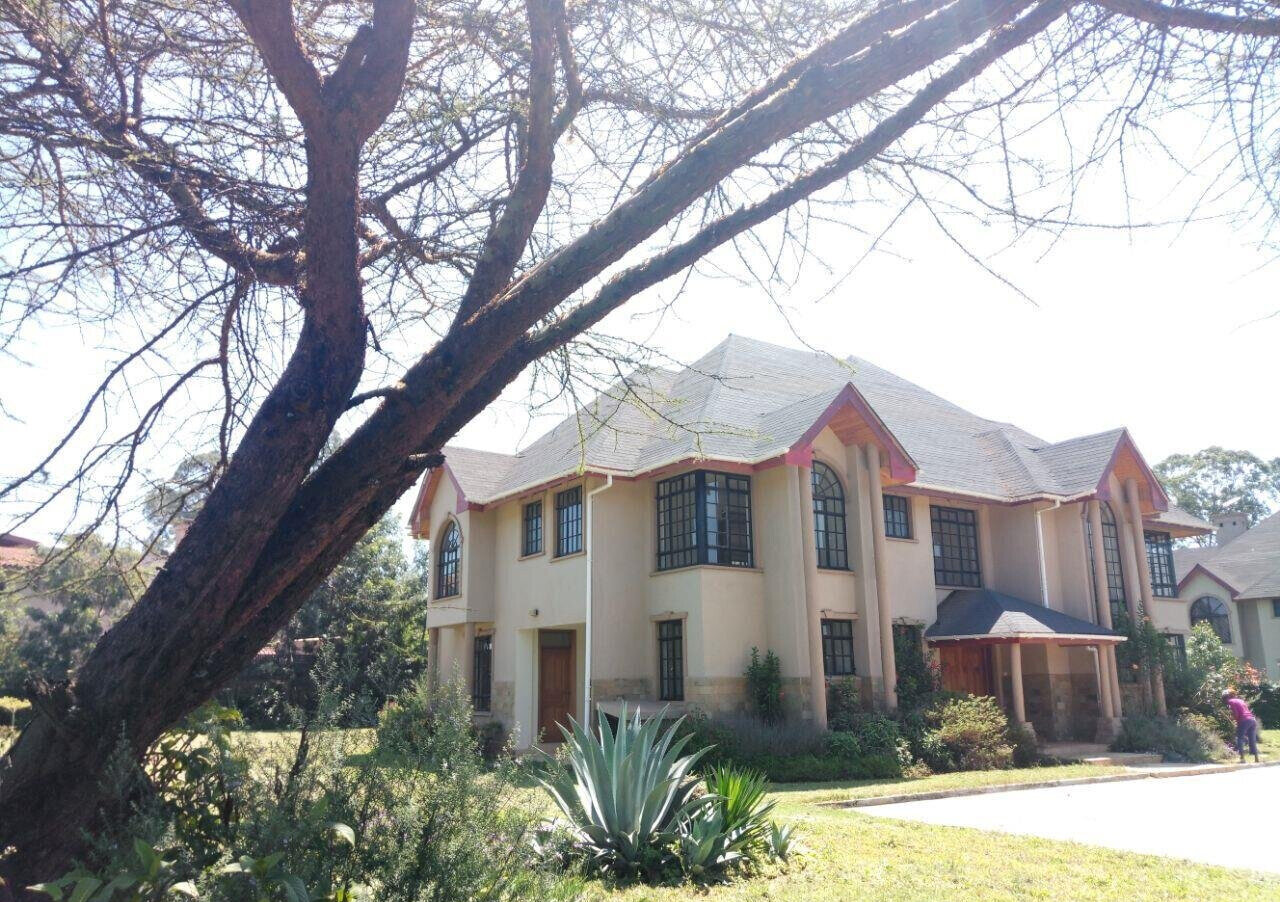 4-Ensuite Townhouse on Half-Acre with DSQ & Borehole – Karen