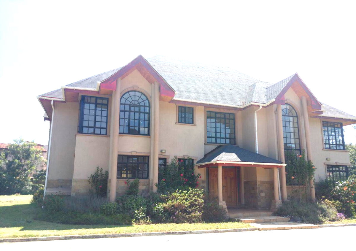 4-Ensuite Townhouse on Half-Acre with DSQ & Borehole – Karen