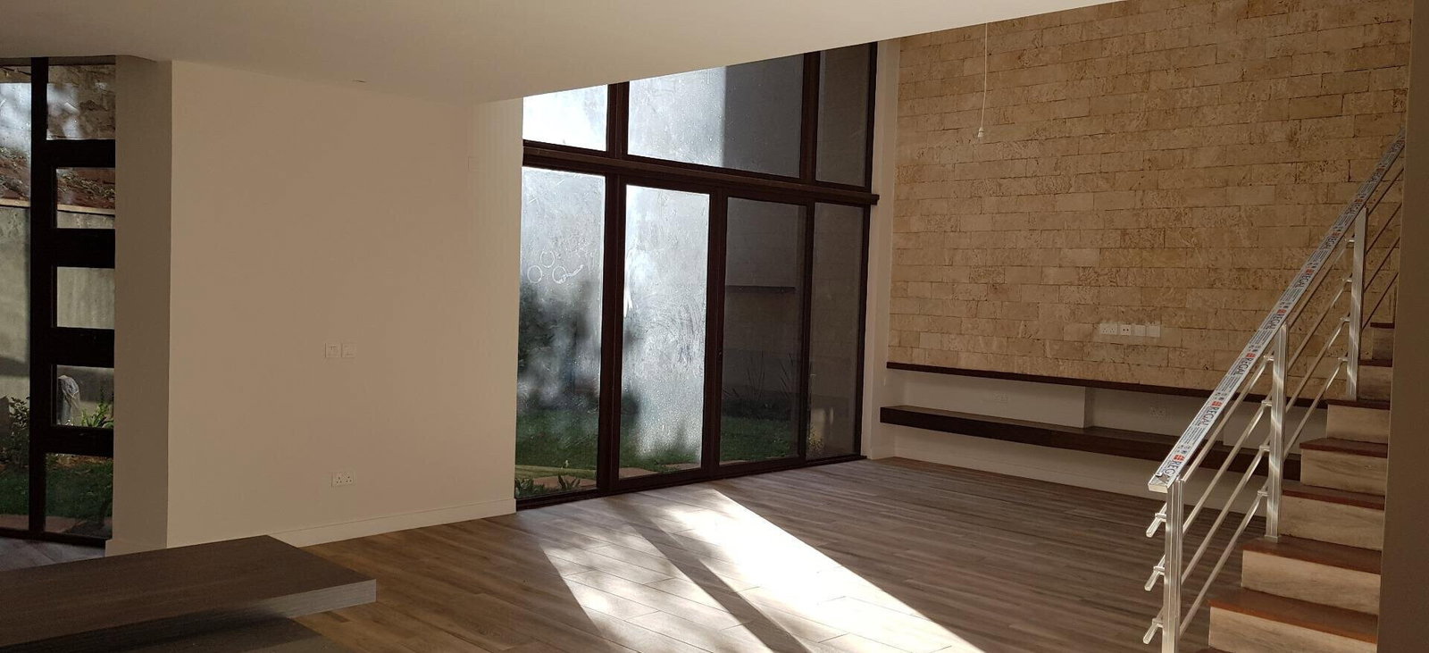 5-Ensuite Townhouse with Two Kitchens & Office - Lavington