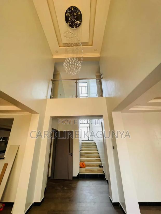 4bdrm Mansion in Mugutha, Kimbo for sale
