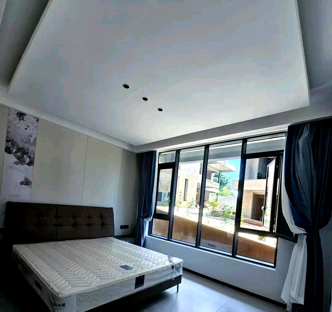 Smart 5BR Villa with Private Lift & Bullet-Proof Door - Lavington