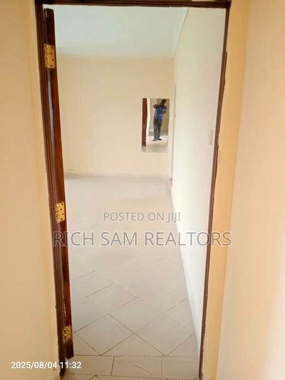 3bdrm Bungalow in Verovian, Menengai West for sale - Image 7