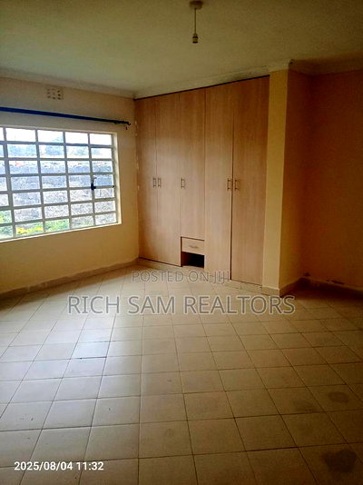 3bdrm Bungalow in Verovian, Menengai West for sale - Image 8