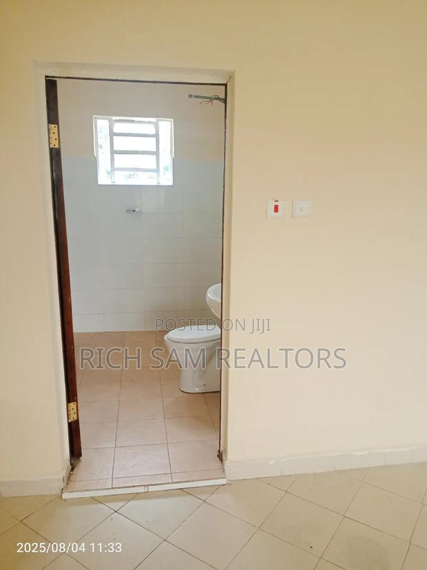 3bdrm Bungalow in Verovian, Menengai West for sale