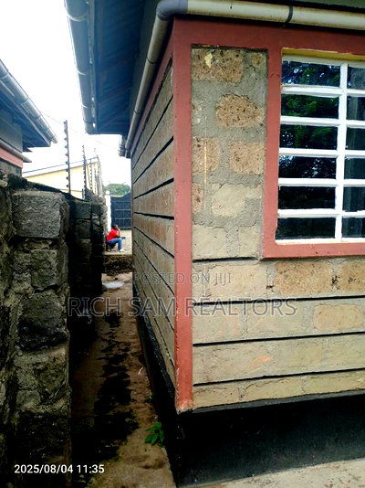 3bdrm Bungalow in Verovian, Menengai West for sale - Image 11